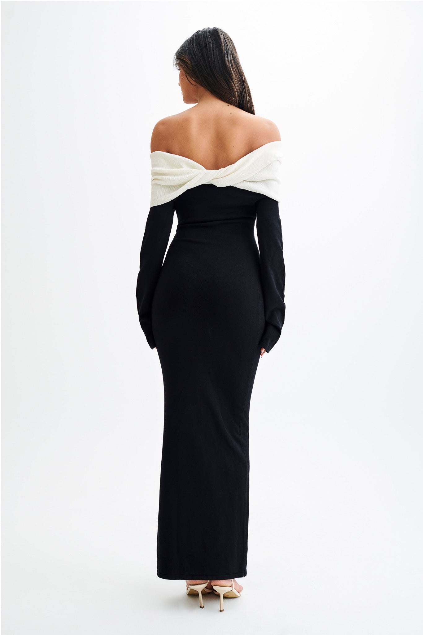 Yoko Kontrast Triko Maxi Elbise - Siyah/Beyaz