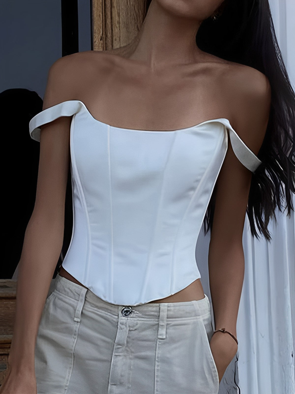 Fildişi Parlaklığı Bağlı Korse Üst