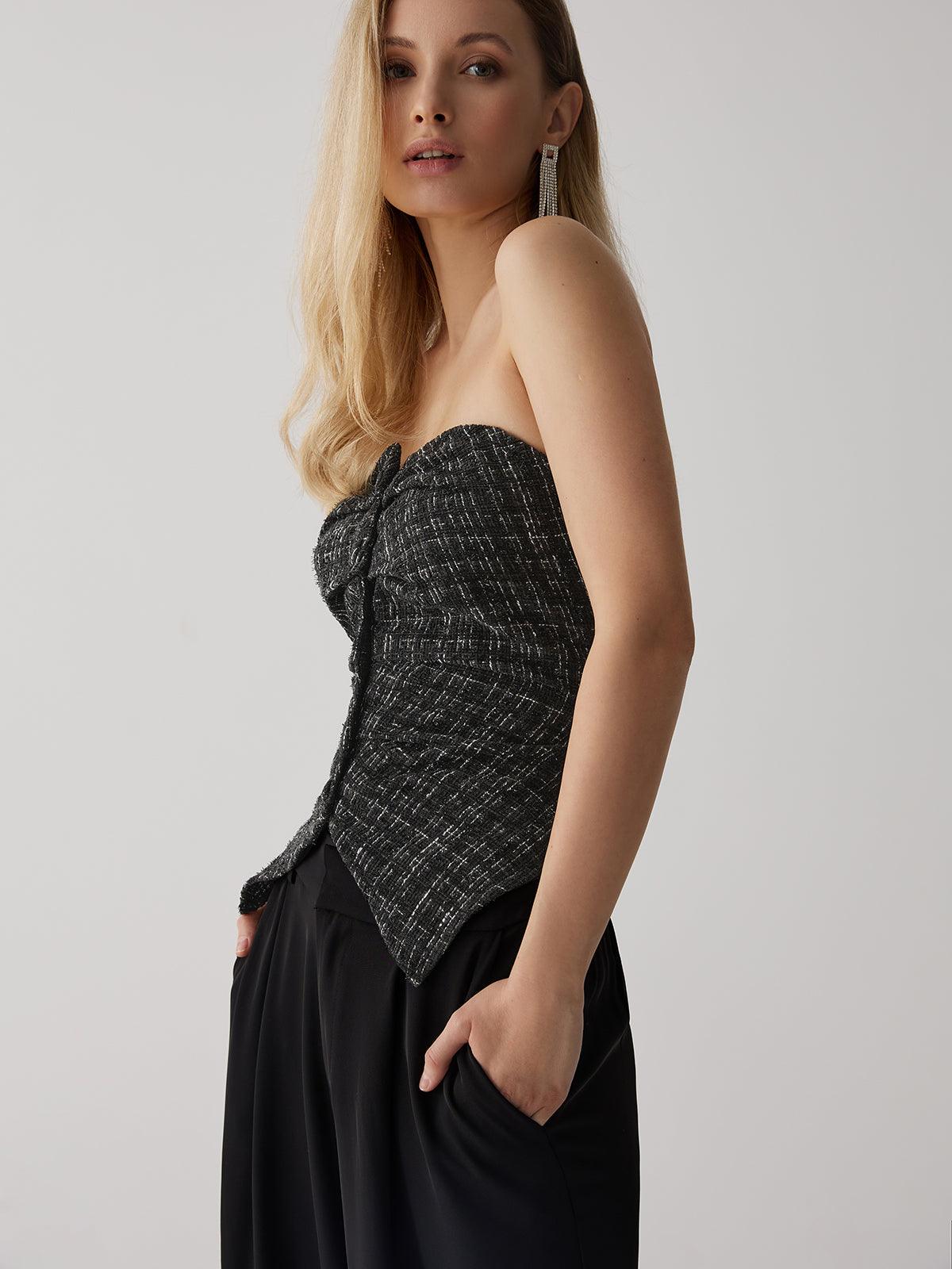 Tweed Düğme Şifon Askılı Üst
