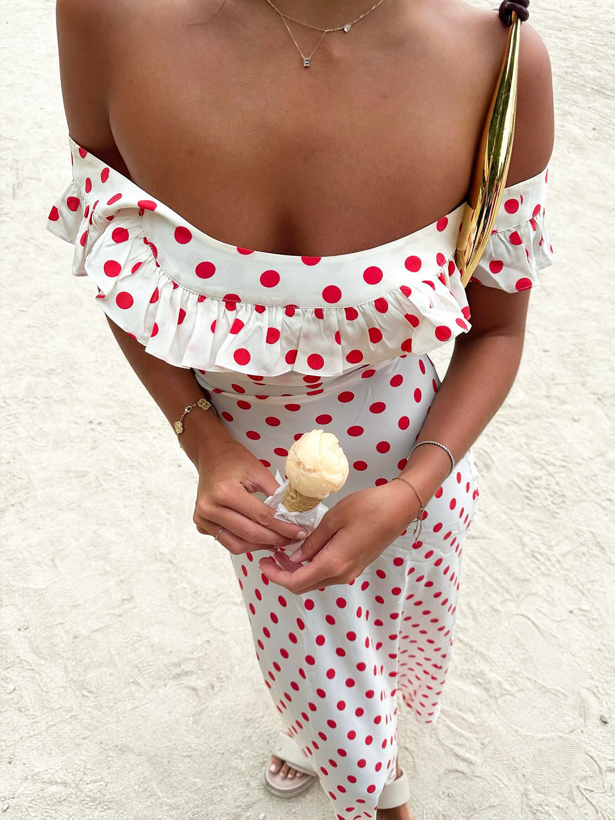 Tatlı Polka Nokta Fırfırlı Kenar Off-Shoulder Uzun Elbise