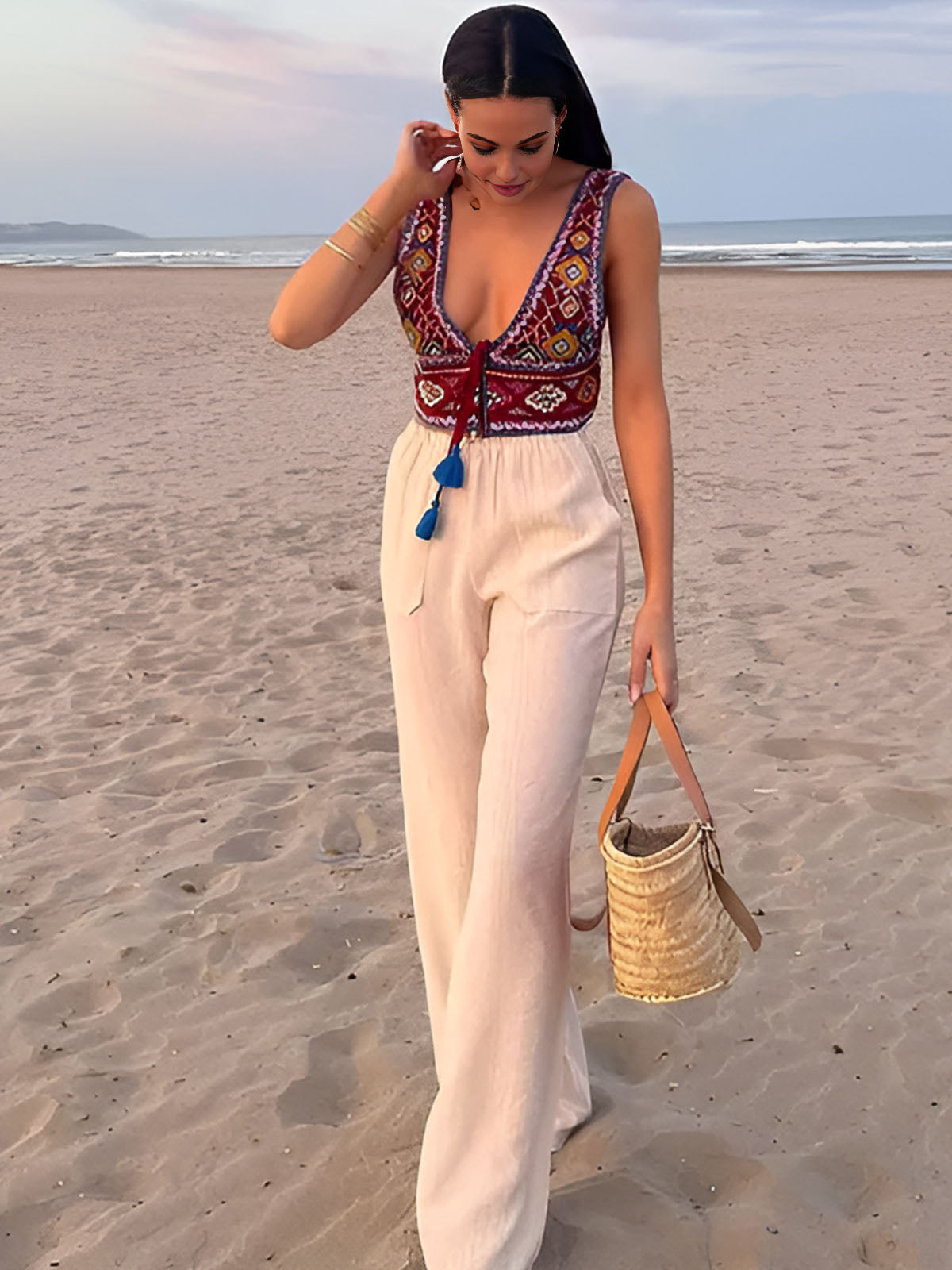 Boho Nakışlı Düğüm Detaylı Kısa Fantezi Bluz