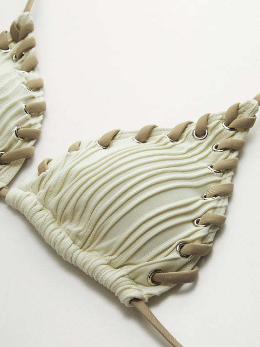 Halka Detaylı Bağcıklı Dökümlü Bikini Takımı