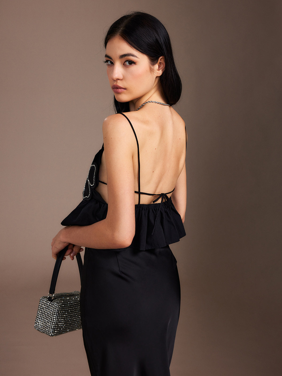 Çiçek Desenli Sırt Açık Ruffle Cami Üst