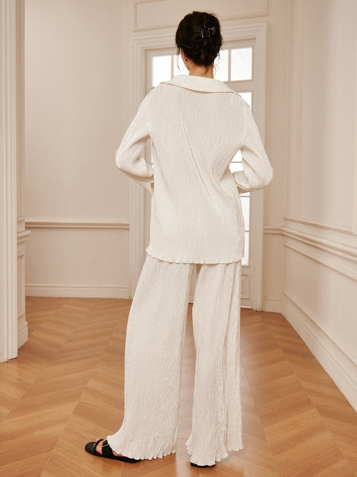 Minimalist Plise Geniş Paça Pantolonlar
