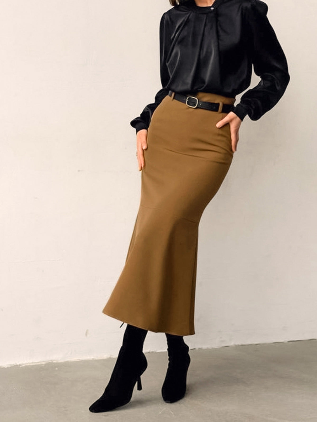 Minimalist Düz Beltsiz Etek