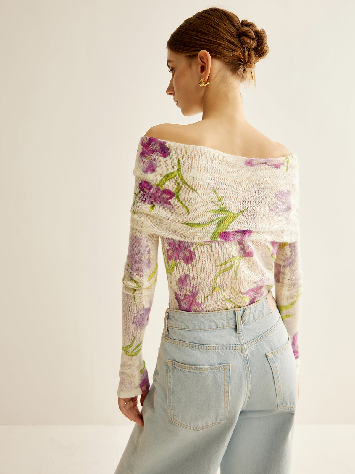 Romantik Off-Shoulder Baskılı Triko Üst
