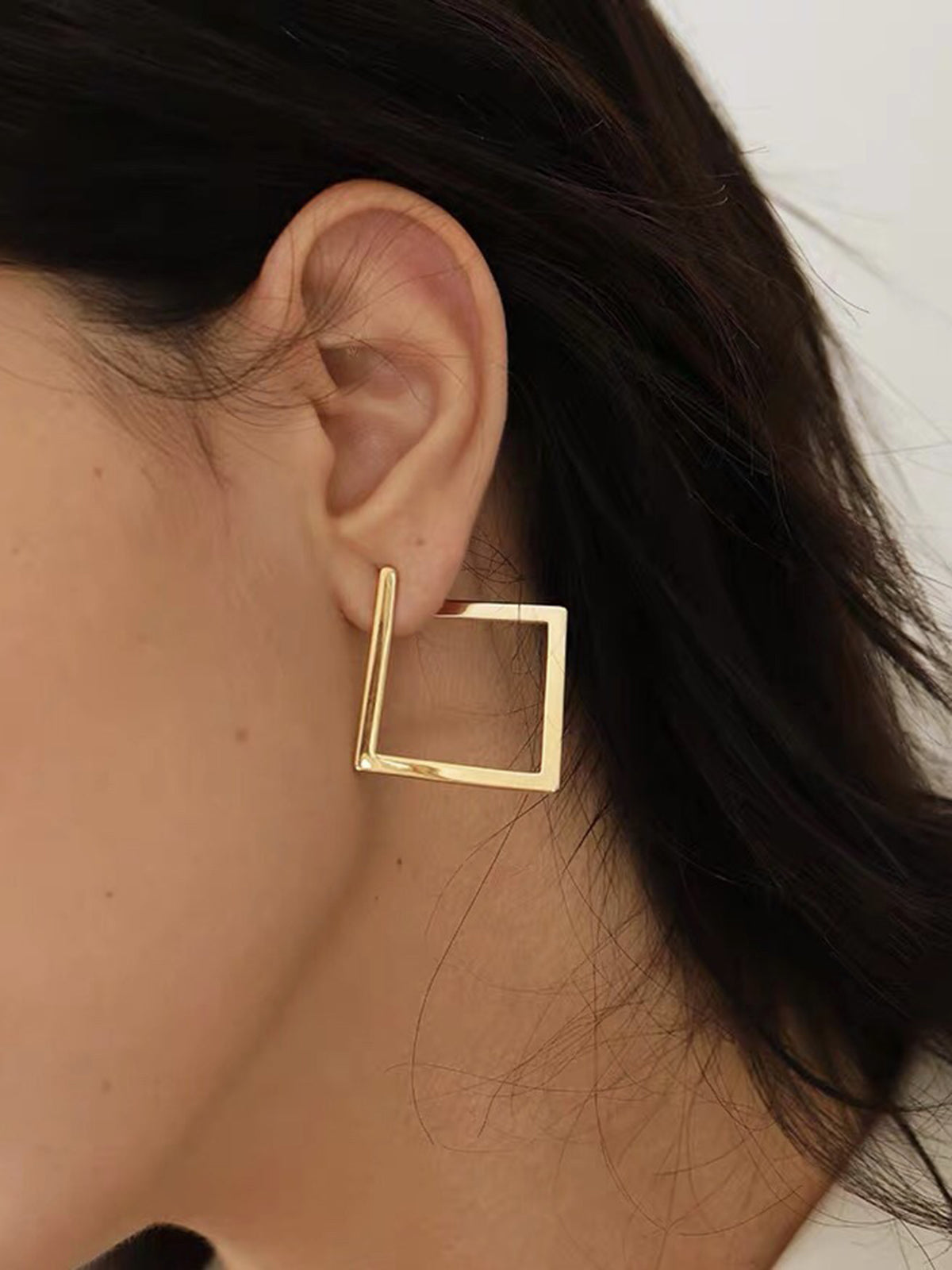 Minimalist Kare Damla Küpeleri