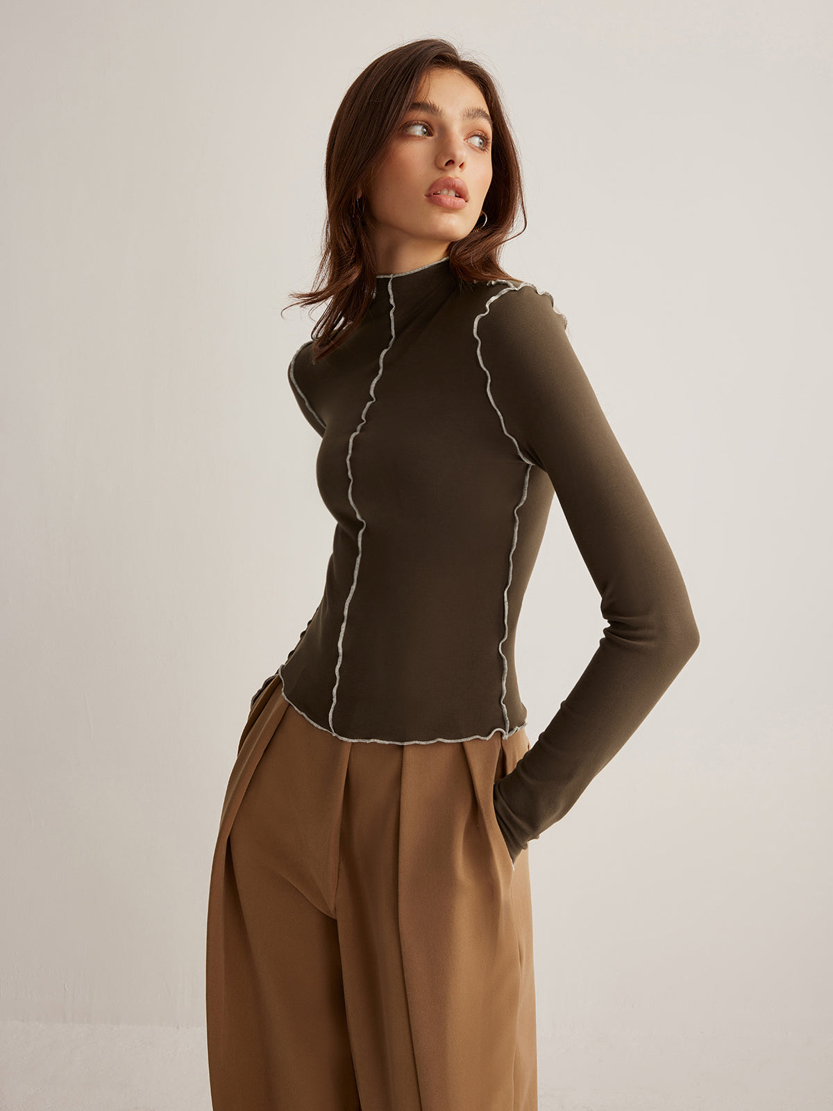 Mock Neck Wave-Piping Jersey Üstü
