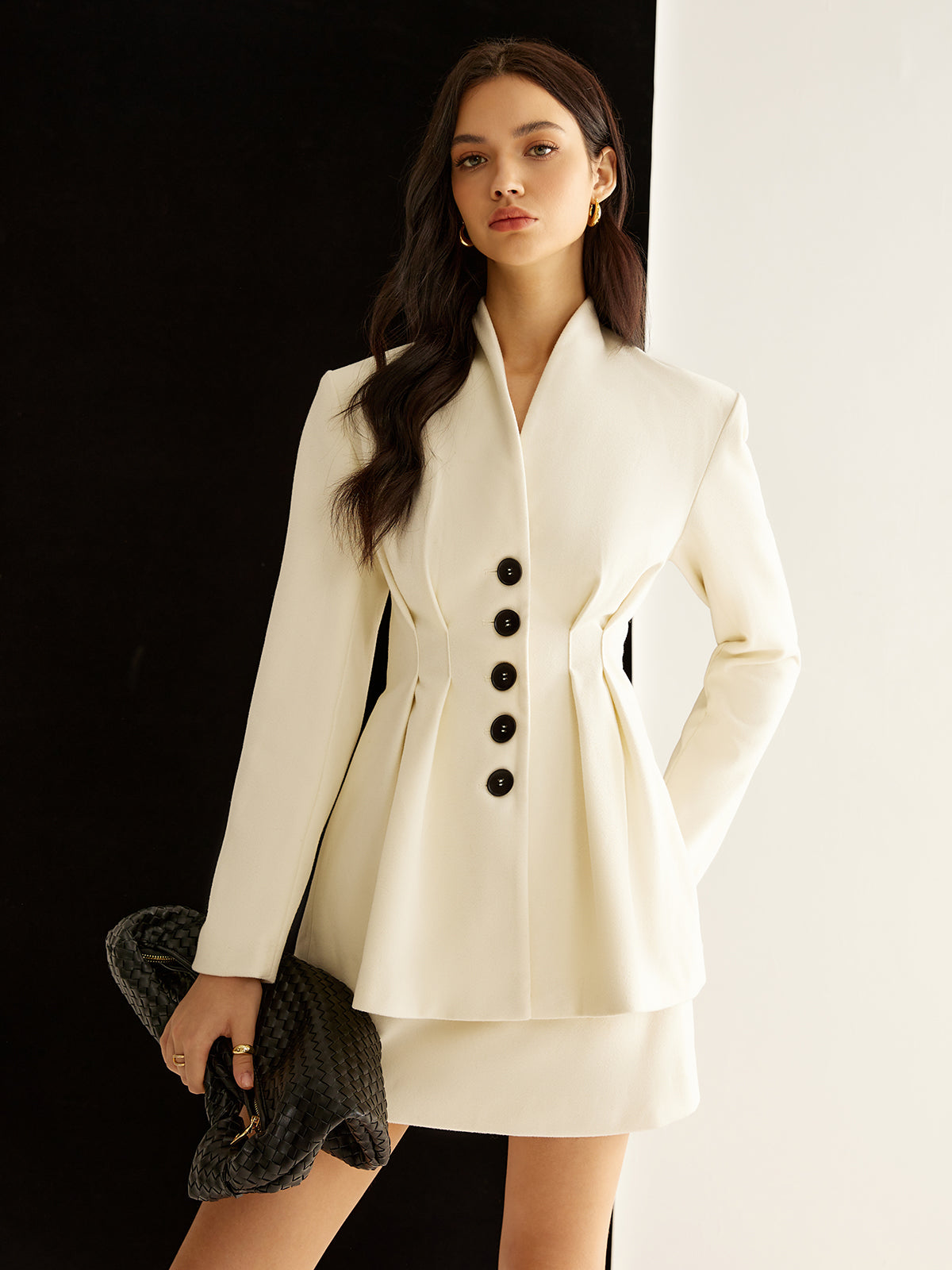 Şık Fırfırlı Düğmeli Blazer