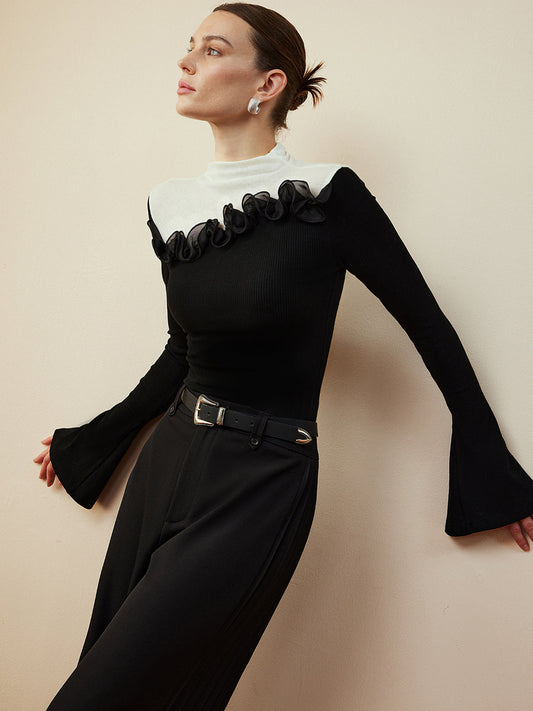 Romantik Dik Yaka Fırfırlı Bluz