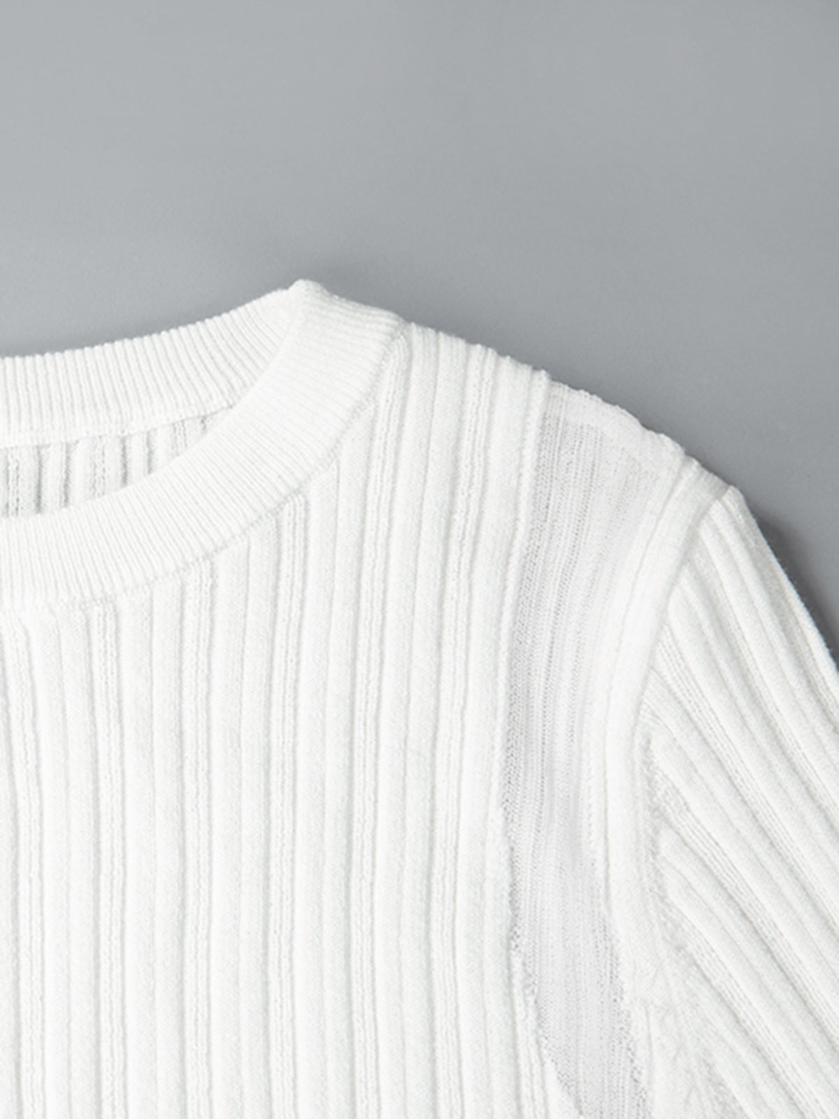 Minimalist Yün Karışımlı Triko Üst