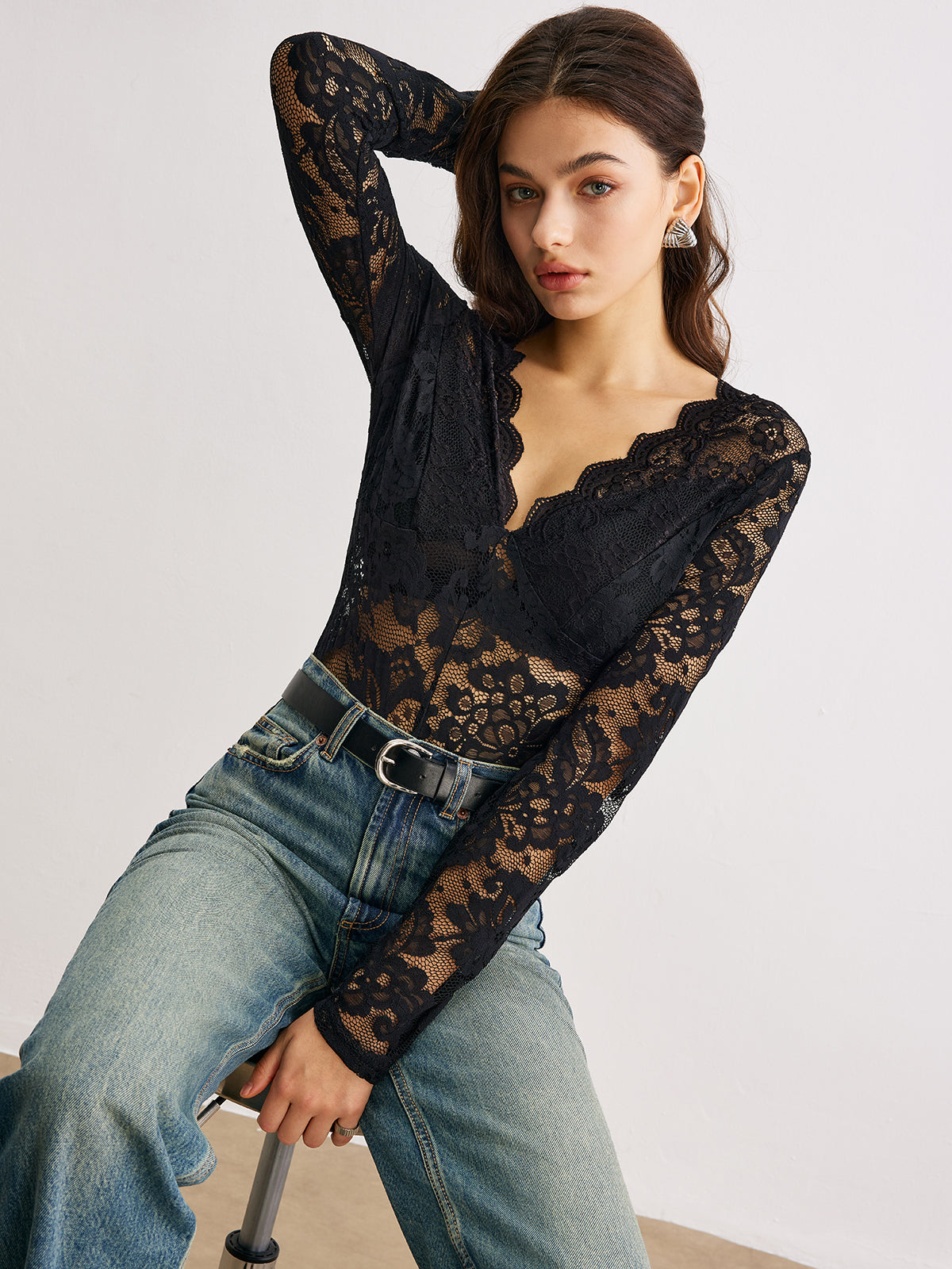 Dalga Kesim Dantel Panel Bodysuit