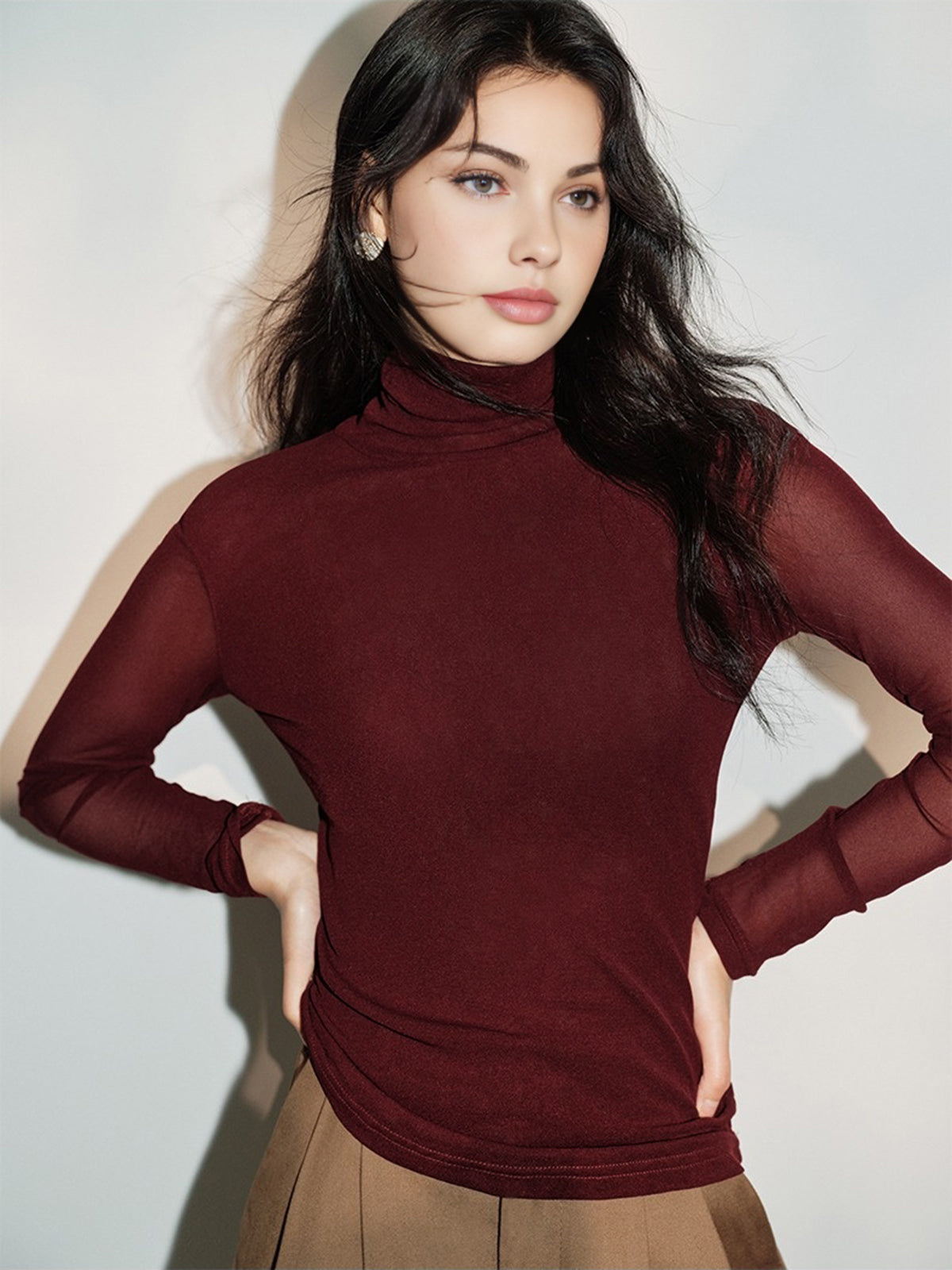 Minimalist Yüksek Yaka Jersey Üst
