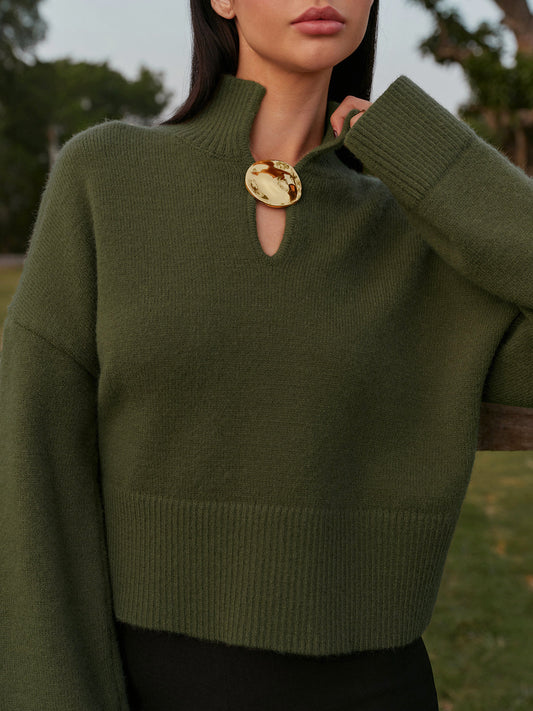 Kısa Metal Detaylı Yüksek Yaka Kazak