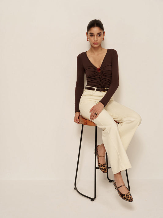 V-Yaka Kesik Detaylı Plise Dar Triko Üst