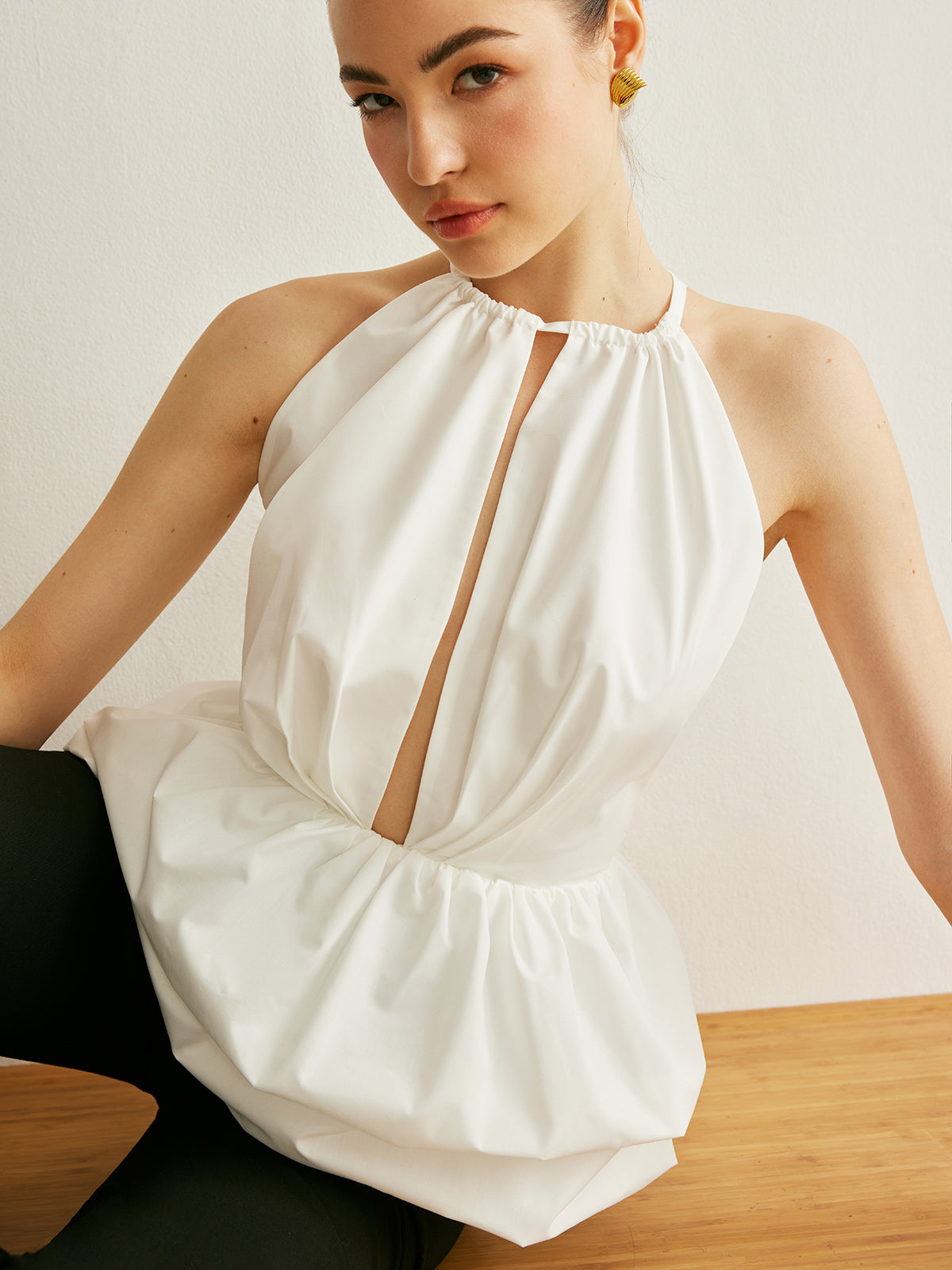 Peplum Anahtarlı Yaka Üst