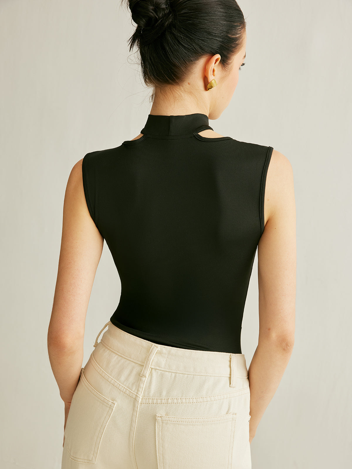 Atletik Günlük Kesim Kolsuz Kesik Bodysuit
