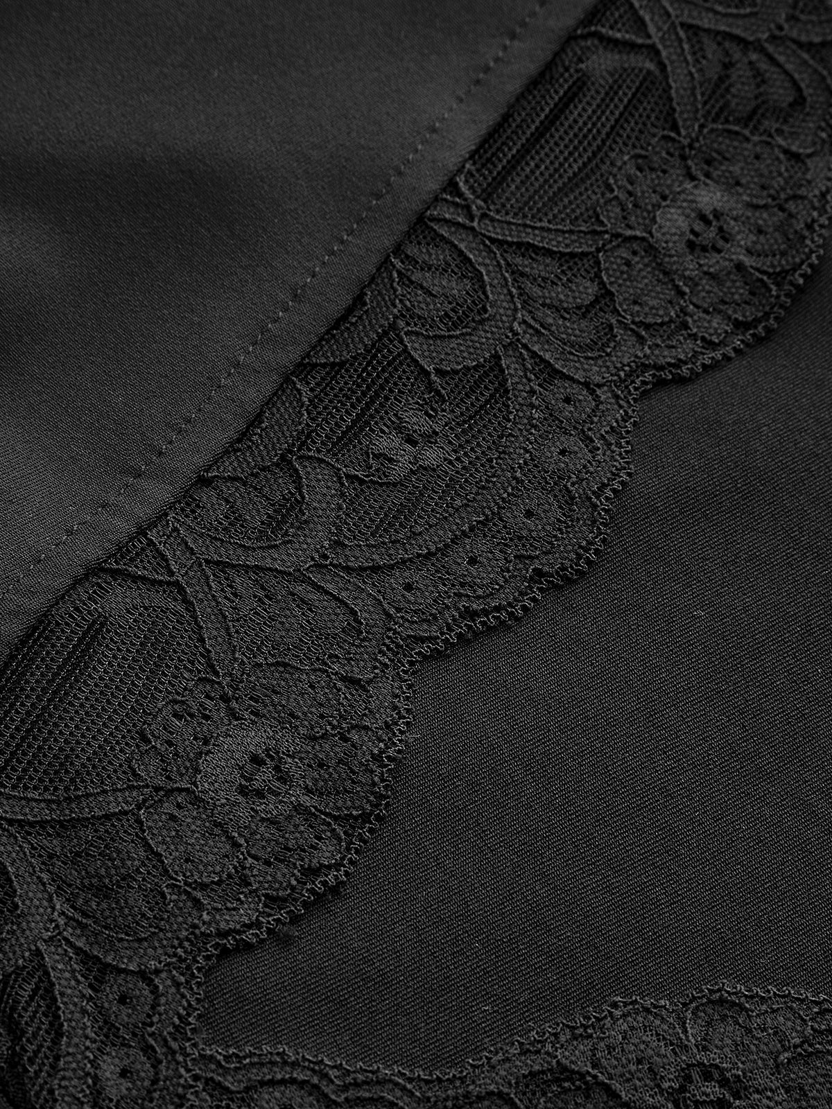 Lace Appliqué V-Neck T-Shirt