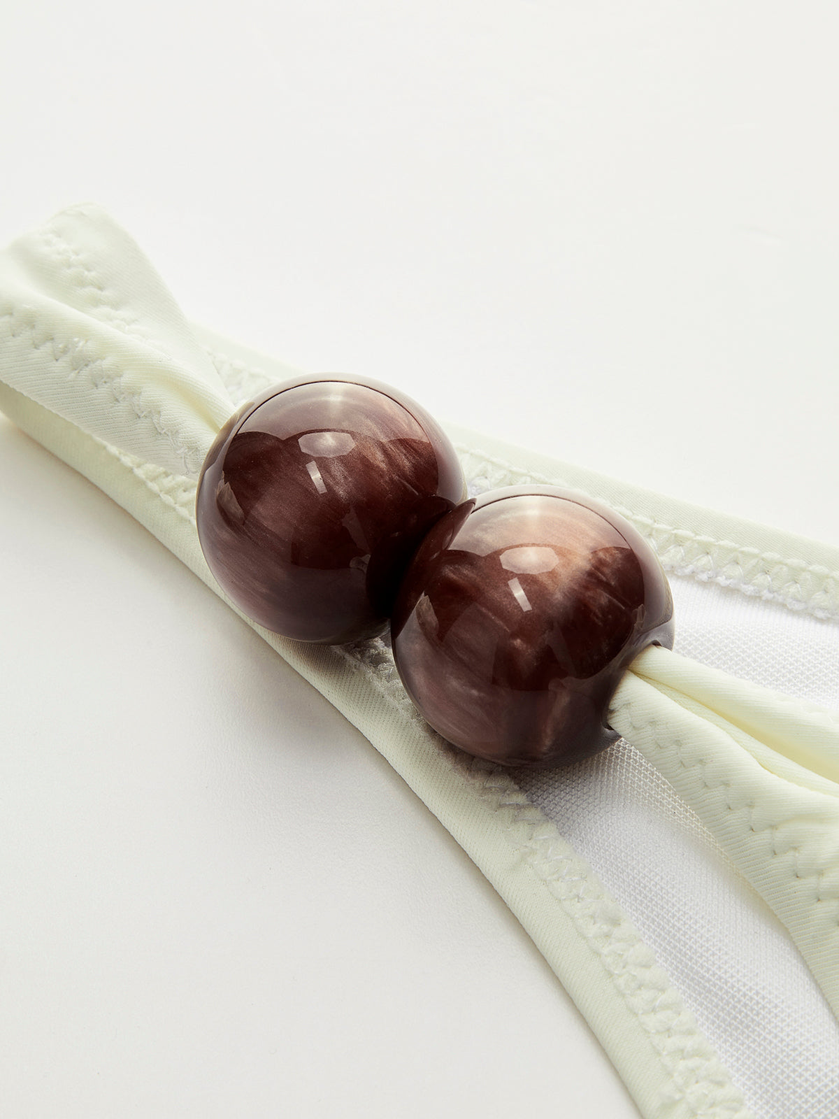 Tek Omuzlu Ahşap Boncuk Detaylı Bikini Seti