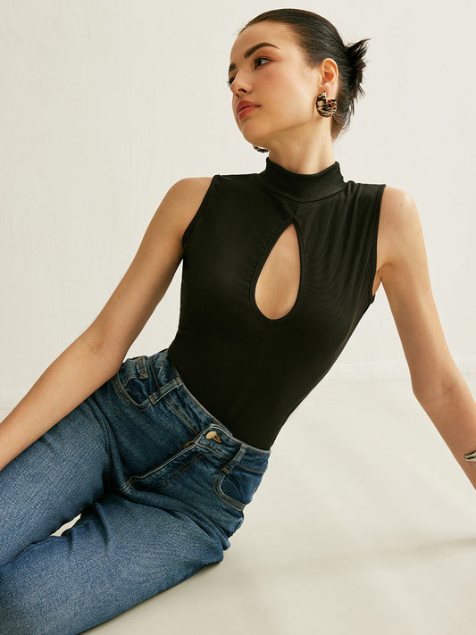 Anahtarlı Yüksek Yaka Üst