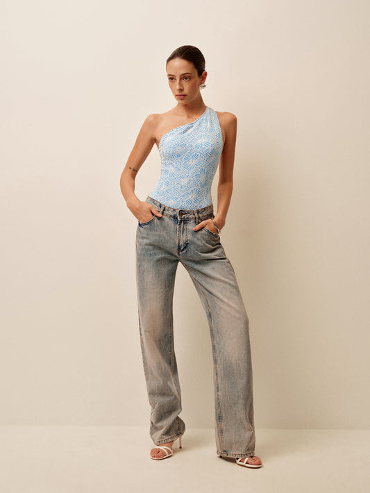 Asimetrik Dantel Kesimli Sırt Detaylı Tek Parça