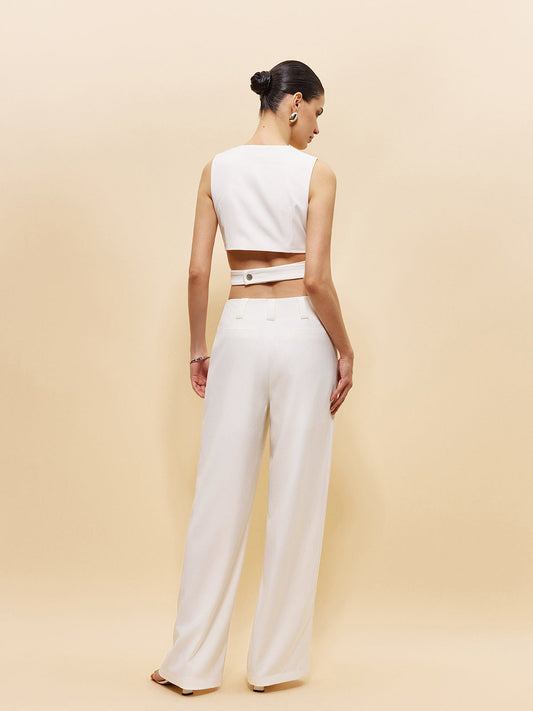 Yan Düğme Detayına Sahip V-Yaka Kısa Üst