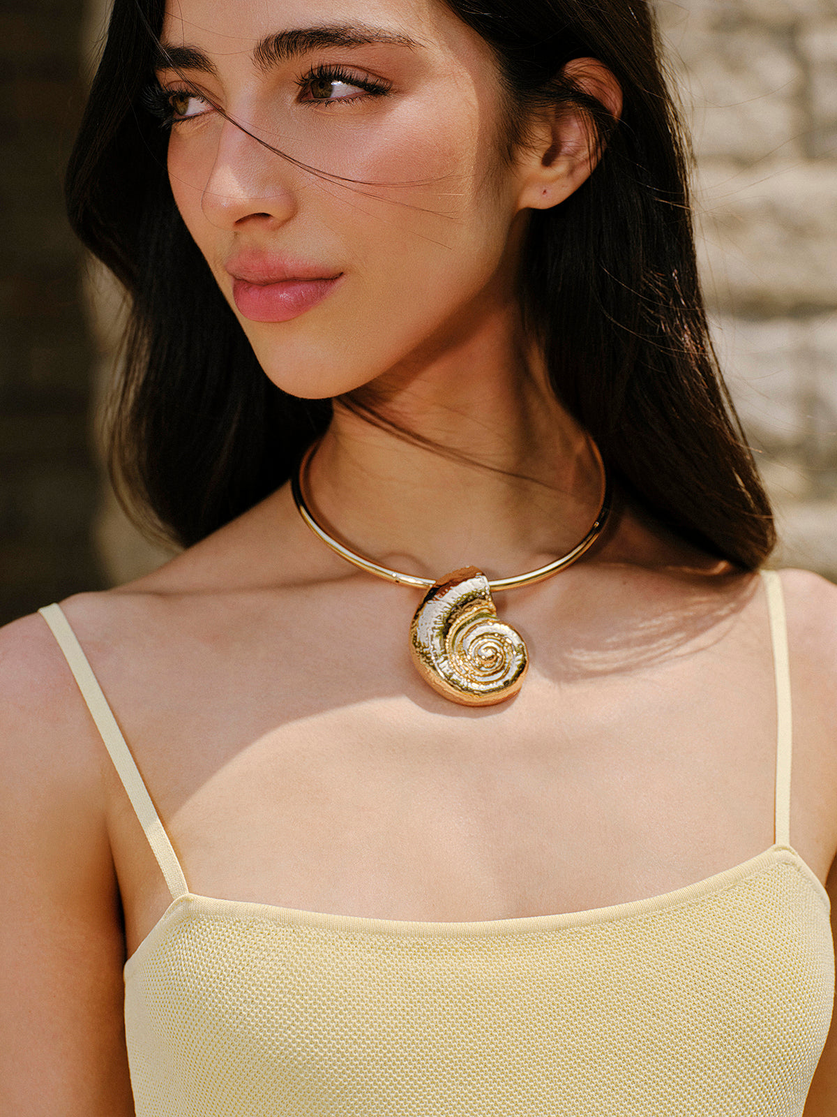 Kabuk Kolye Choker Necklace