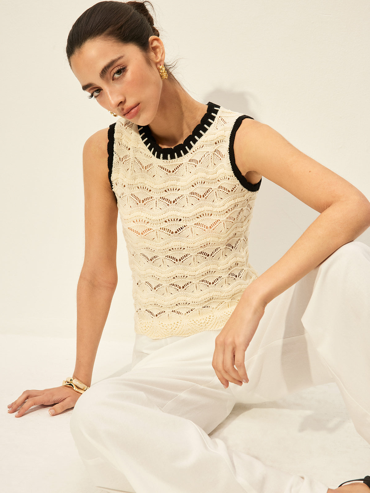 Crochet Kontrast Kenarlı Süveter Yelek