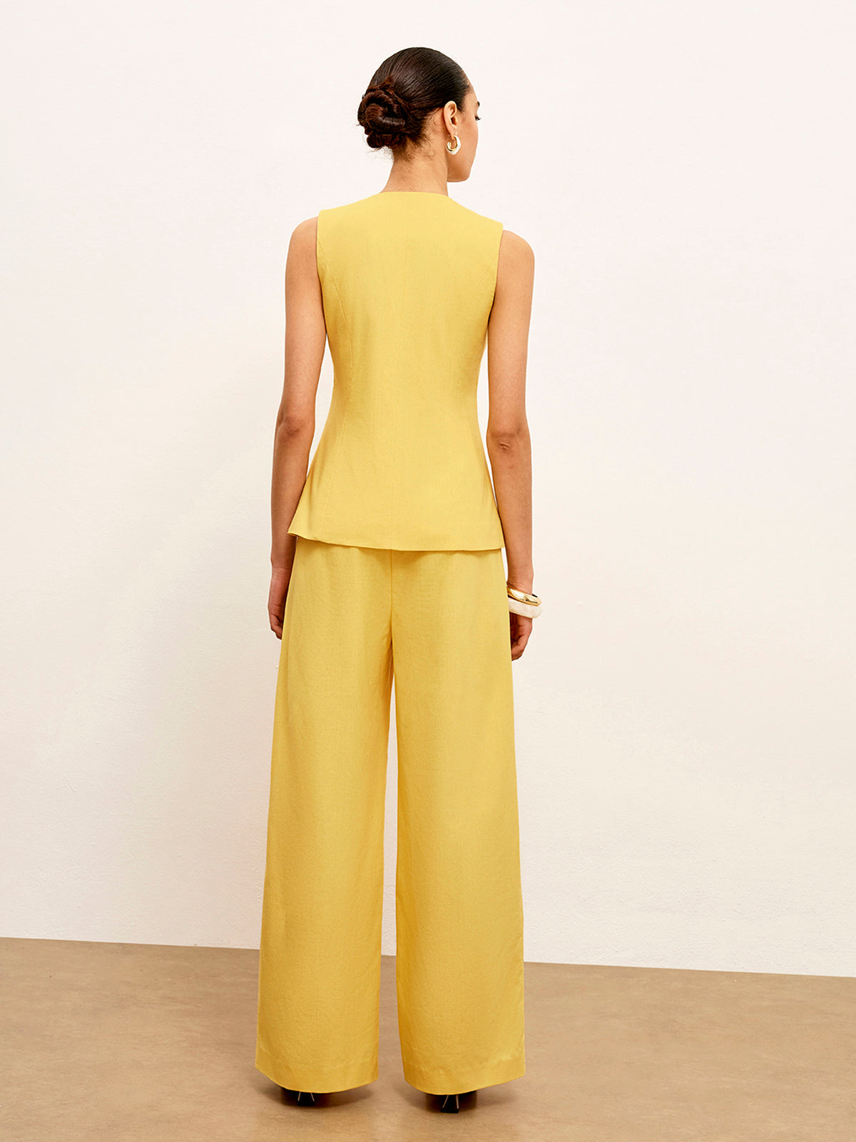 Keten & Pamuk Asimetrik Düğmeli Kolsuz Yelek