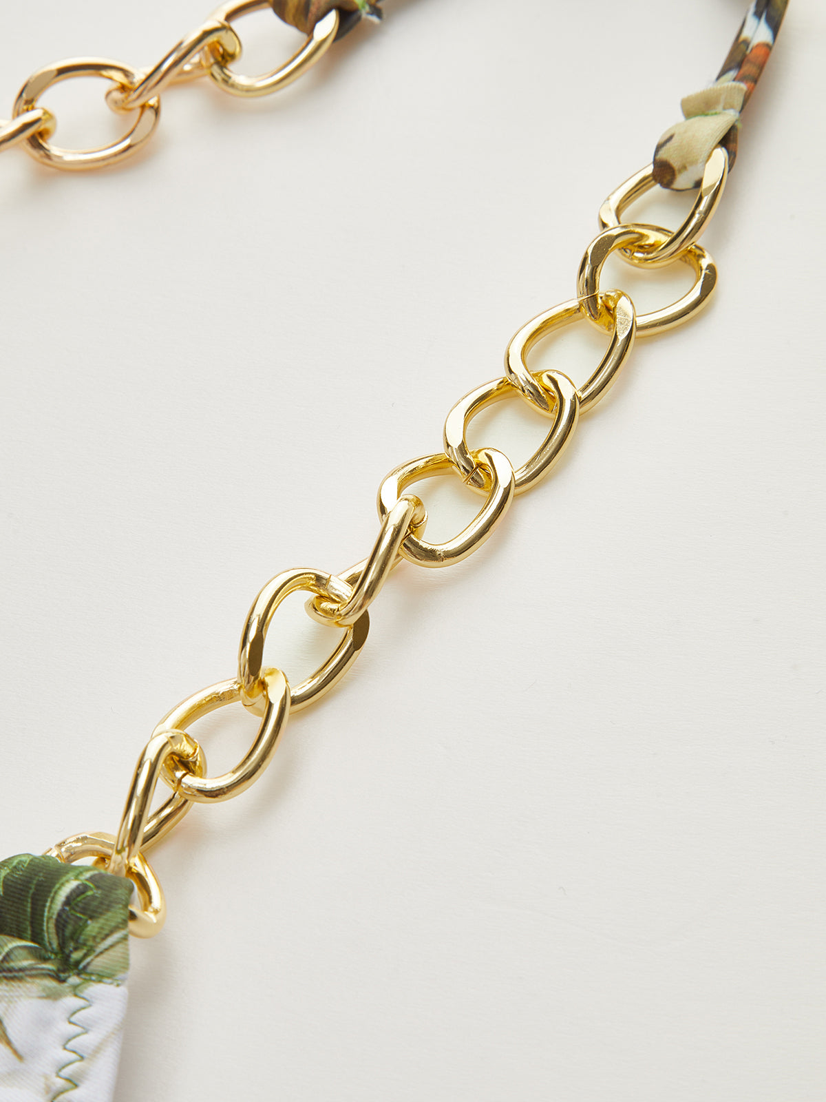 Baskılı Zincir Askılı Üçgen Bikini Üstü