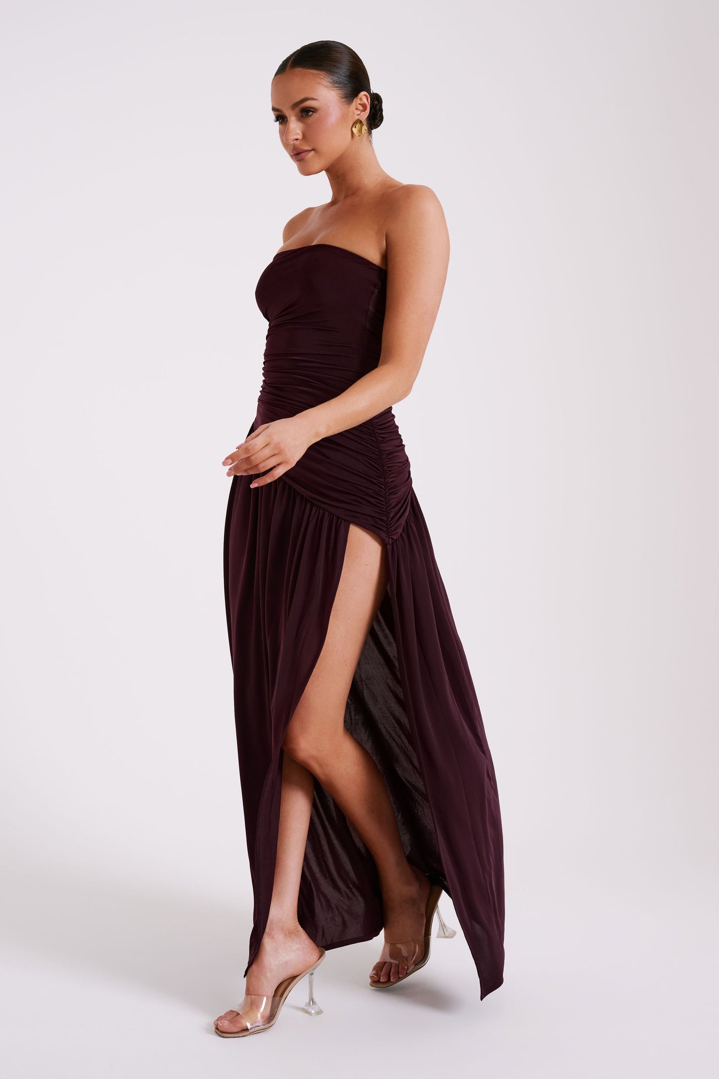 Bex Yırtmaçlı Askısız Slinky Maxi Elbise - Kiraz