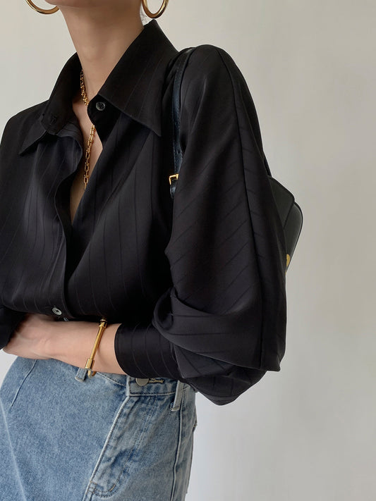 Charlotte Oversized Düğmeli Yaka Gömlek