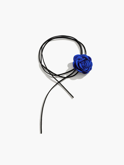 Rosette Bud Choker Kolye