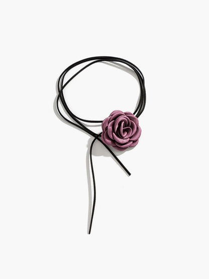Rosette Bud Choker Kolye