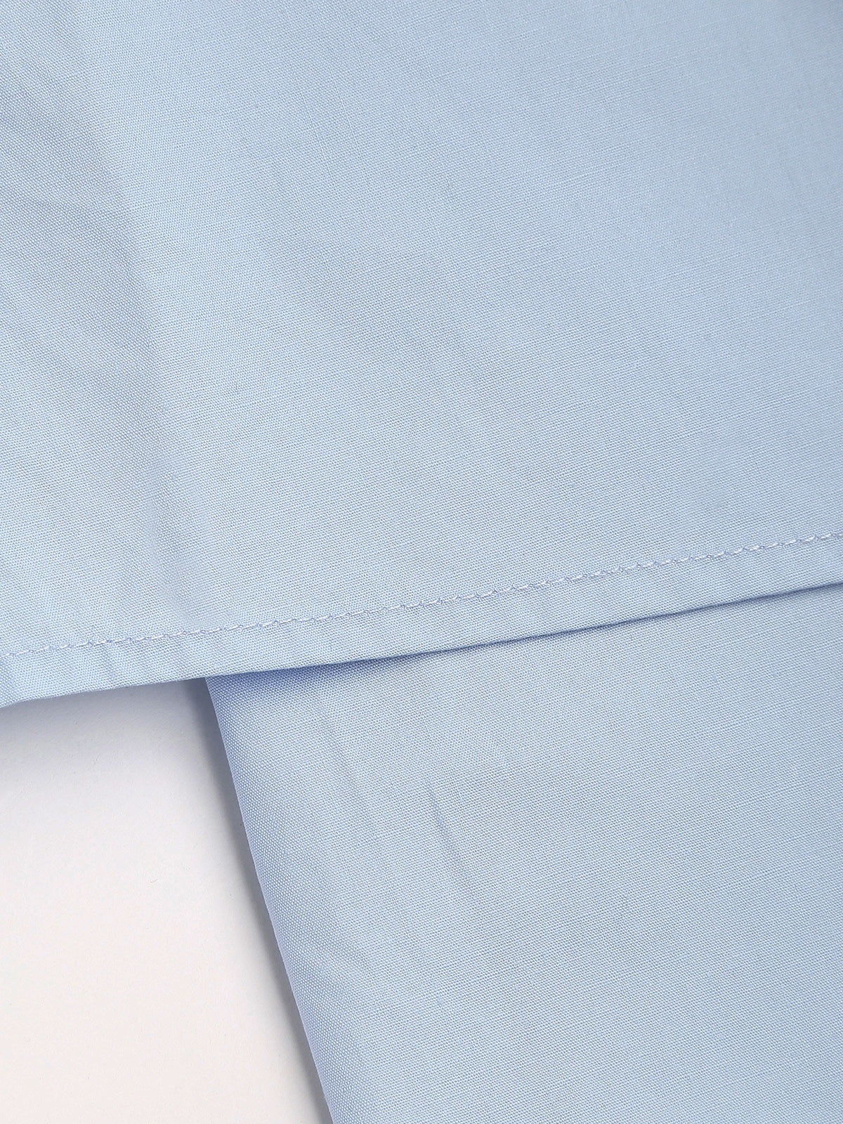 Bebek Mavisi Açık Yaka Çift Katmanlı Kısa Bluz