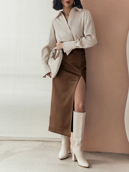 Sakin Lüks Yapay Deri Yırtmaçlı Midi Etek