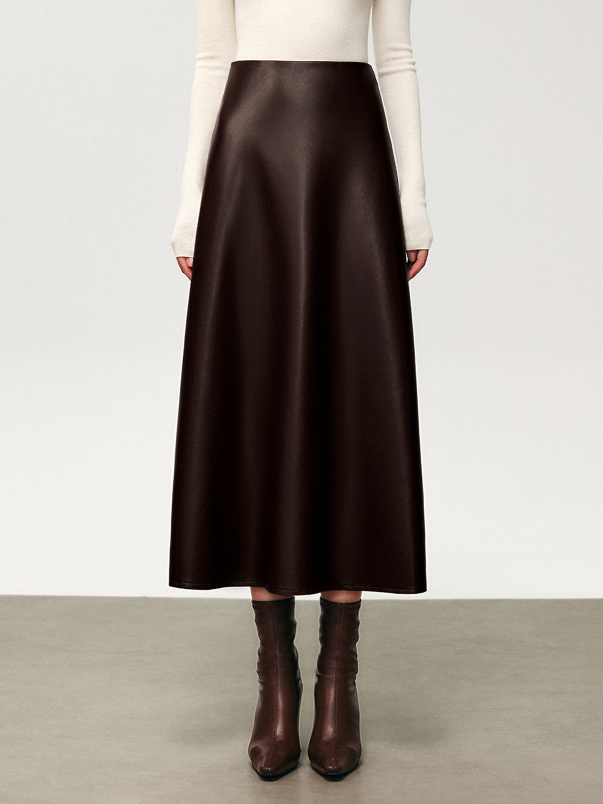 Katlanmış Sahte Deri Midi Etek