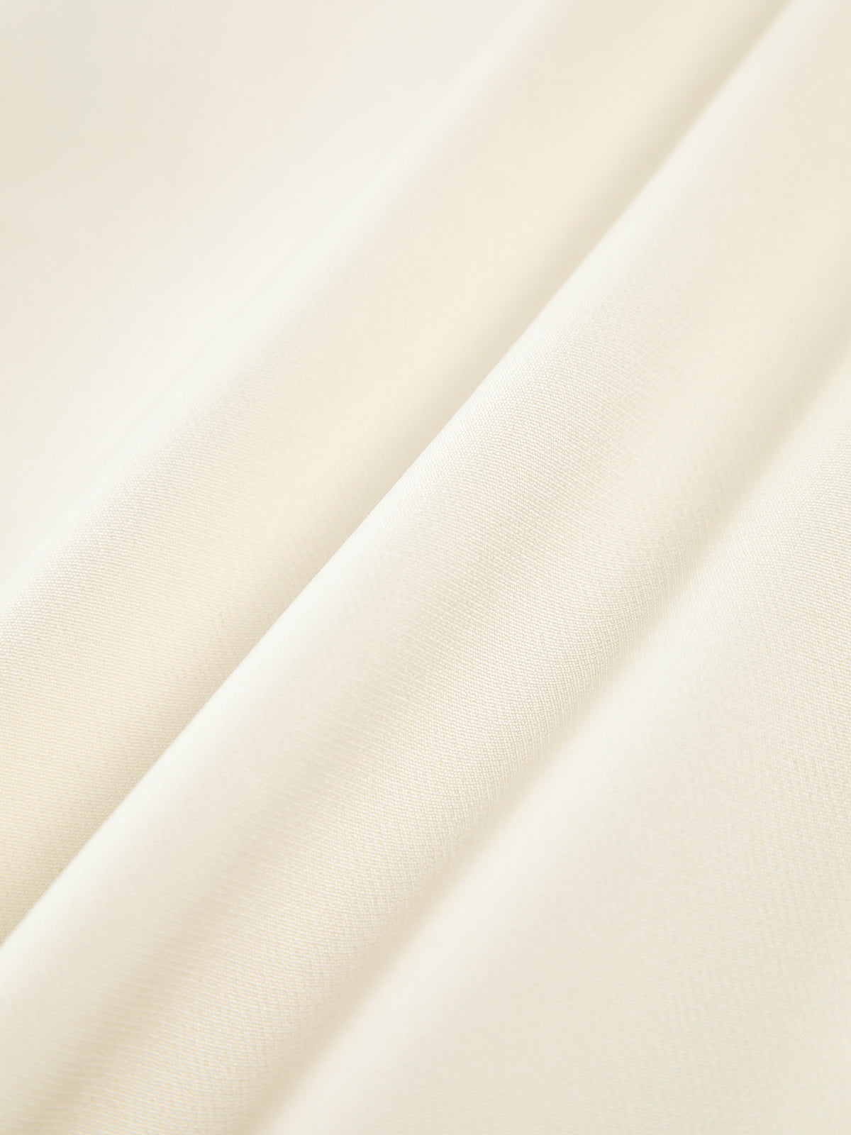 Sert Kemer Üstü ile Geniş Paça Pantolon Takımı