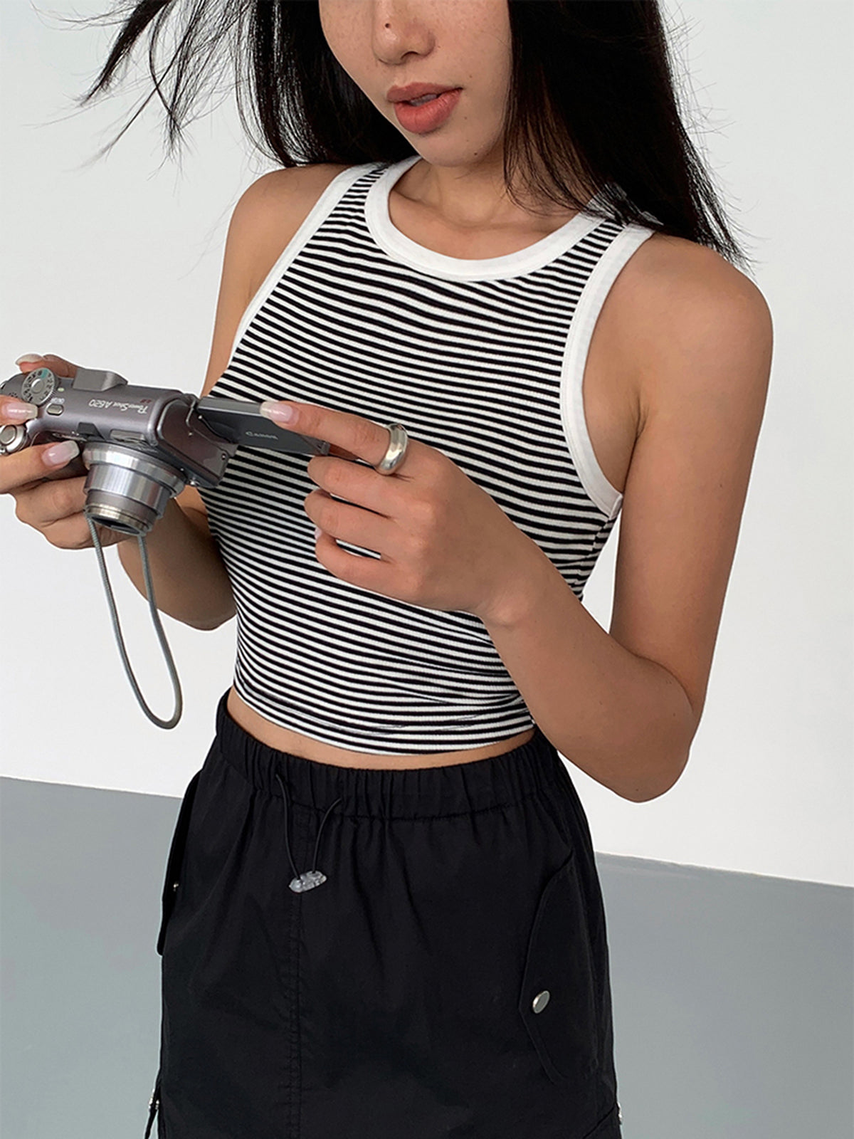 Çizgili Yuvarlak Yaka Kolsuz Üst