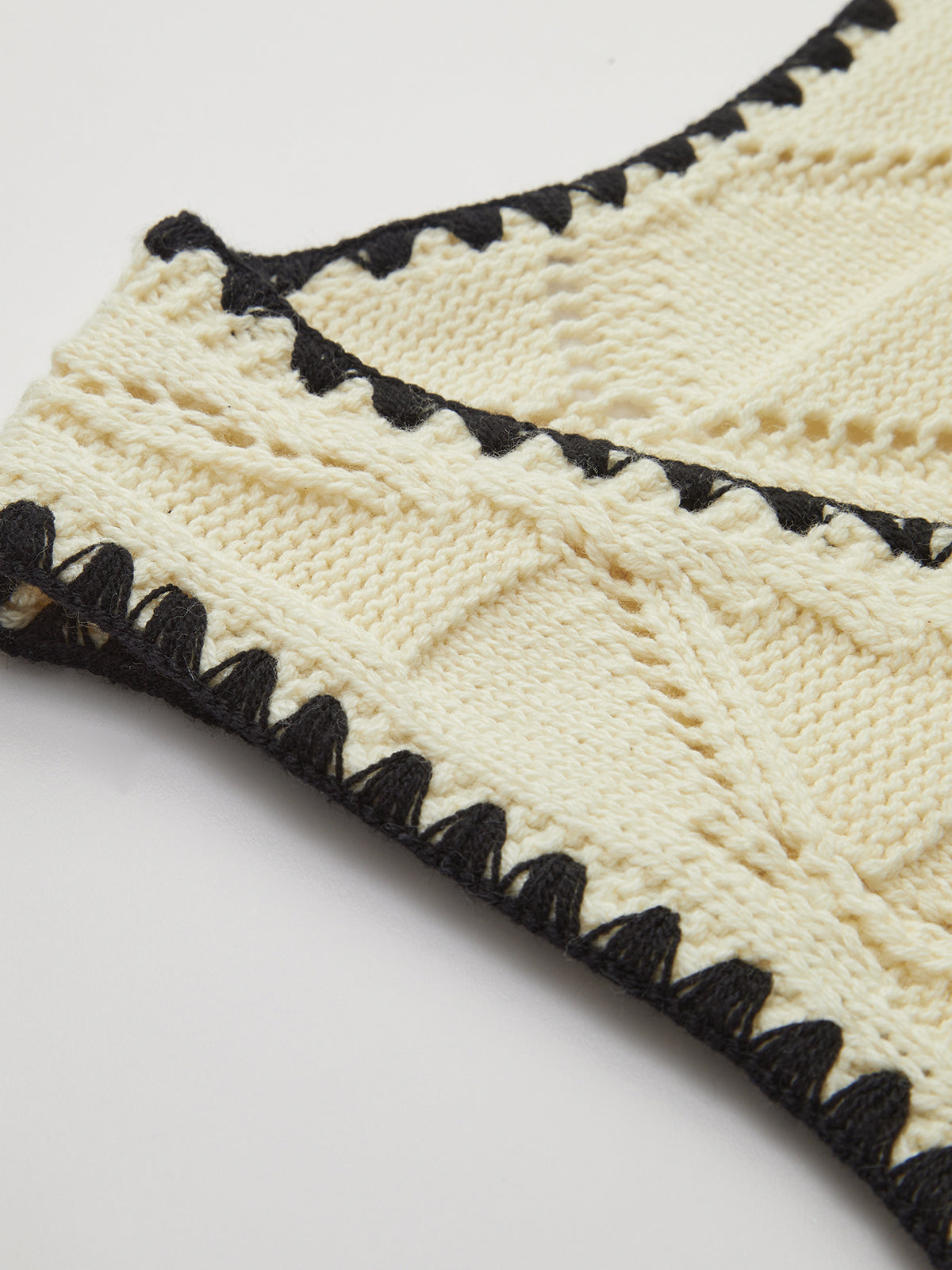 Düğümlü Kontrast Kenar Süveteri