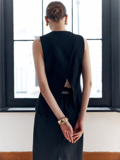 Konu Arka Bölümlü Düğmeli V Yaka Yelek