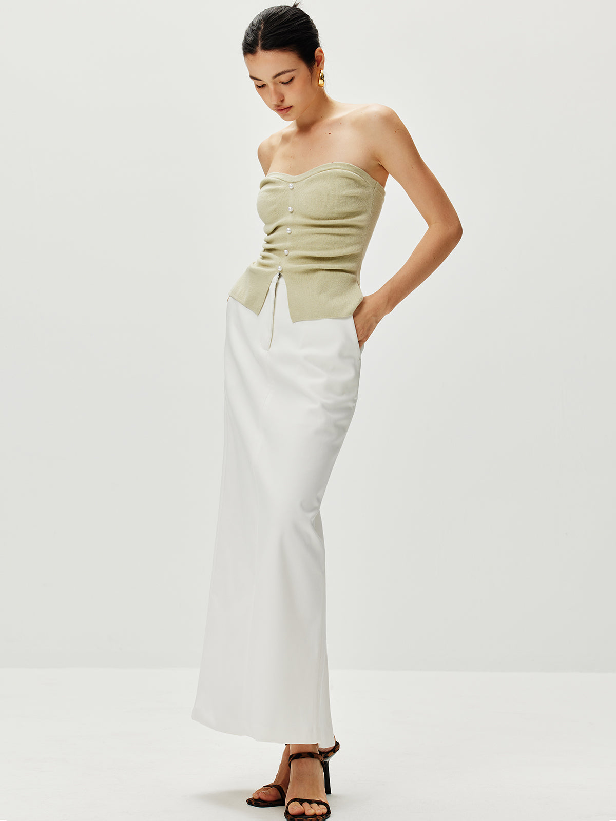 Kayışsız Bölmeli İnci Kazak Yeleği