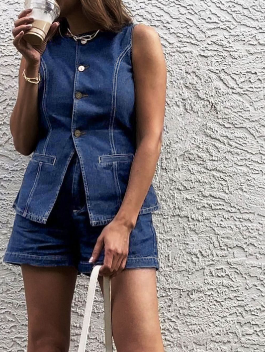 Kot Peplum Yelek ile Şort Takımı