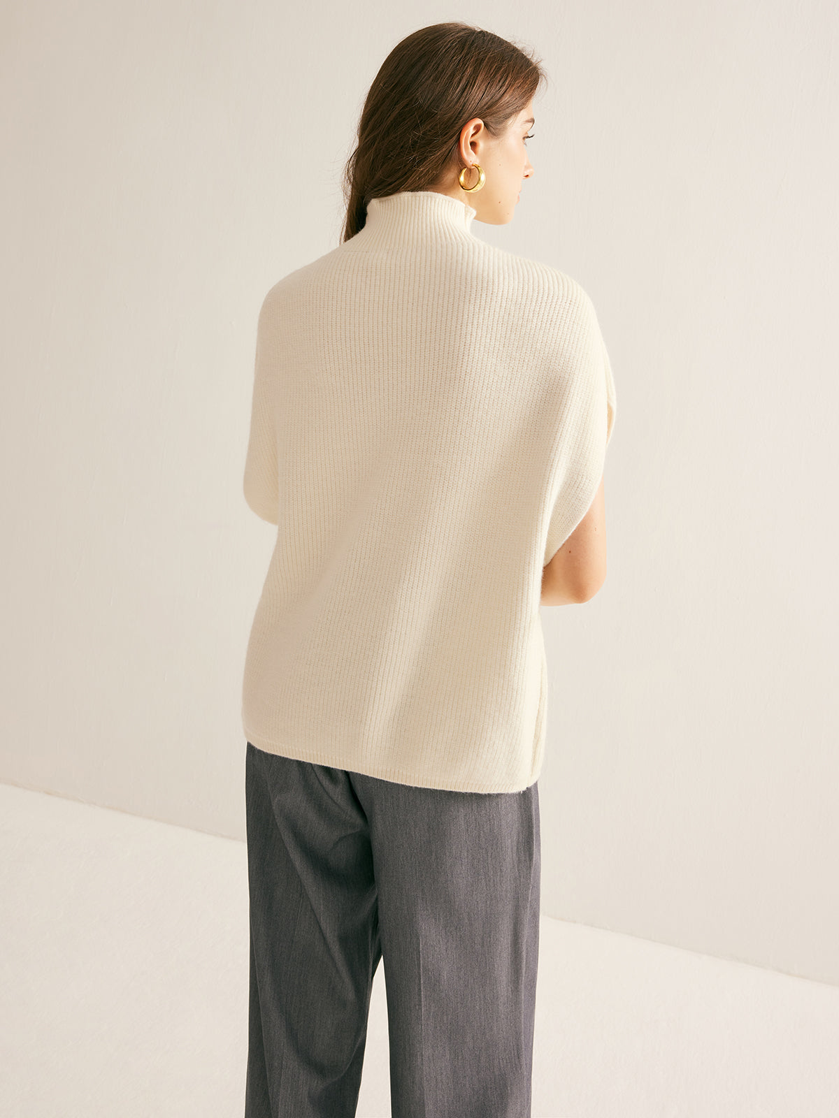 Şık Yüksek Yaka Süveter