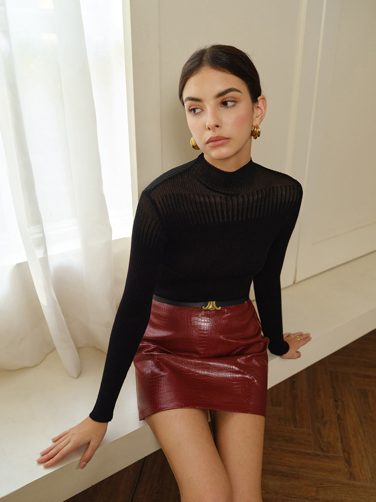 Yüksek Yaka Paneled Triko Bluz