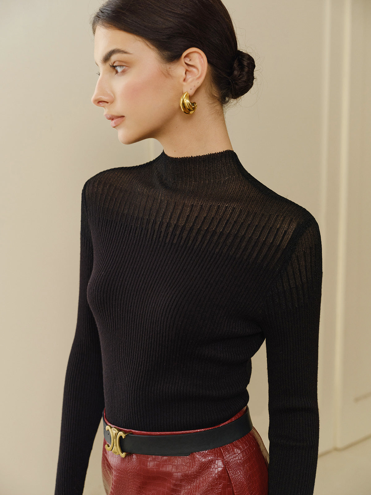 Yüksek Yaka Paneled Triko Bluz