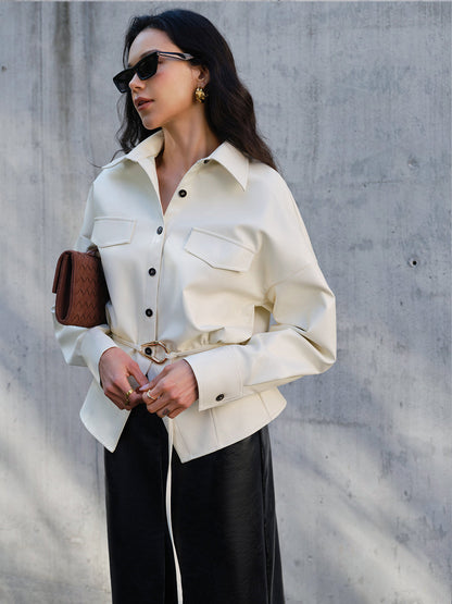 Kemer Olmadan Sahte Deri Düğmeli Polo Tişört