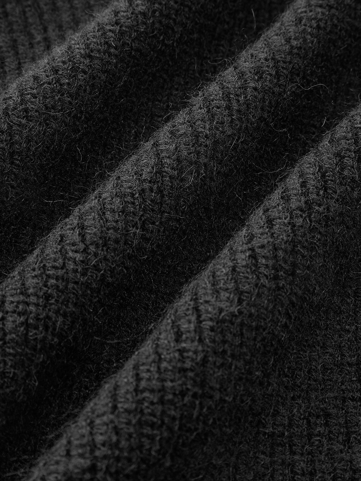 Yüksek Yaka Nakışlı Çiçekli Kazak Yelek