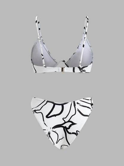 Özet Desenli Üçgen Bikini Seti