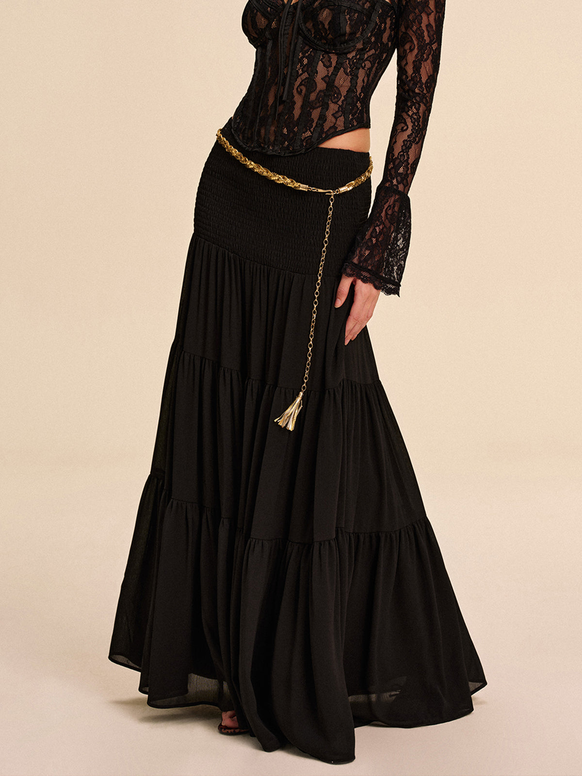 Kemer Olmadan Yarı Şeffaf Şifon Etek